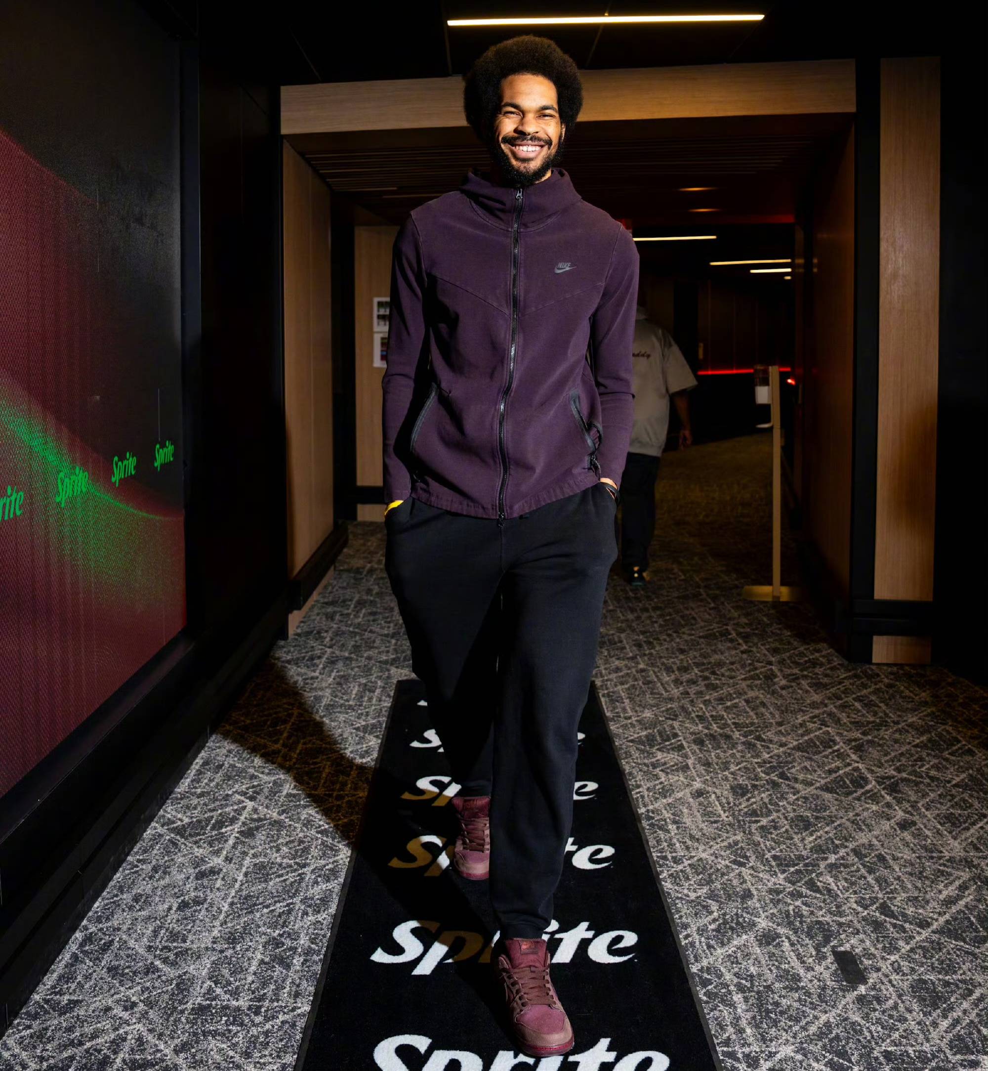 九游-哈登新星回归赛场表现惊艳，皇家马德里未来可期！的简单介绍