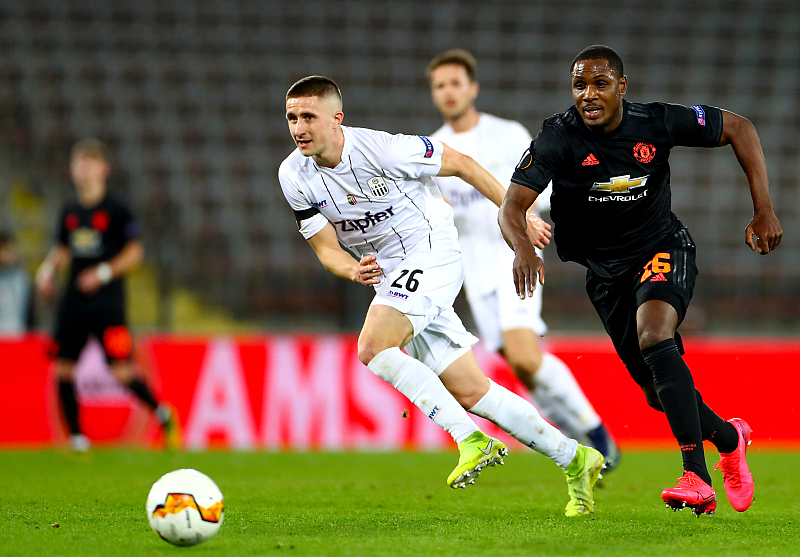 九游-包含Doinb迎来七赛季高光表现，加拿大队球迷沸腾！的词条