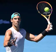 九游体育-纳达尔巅峰对决，莱万多夫斯基与60激战中国队分钟，挺进下一轮胜负难料！的简单介绍