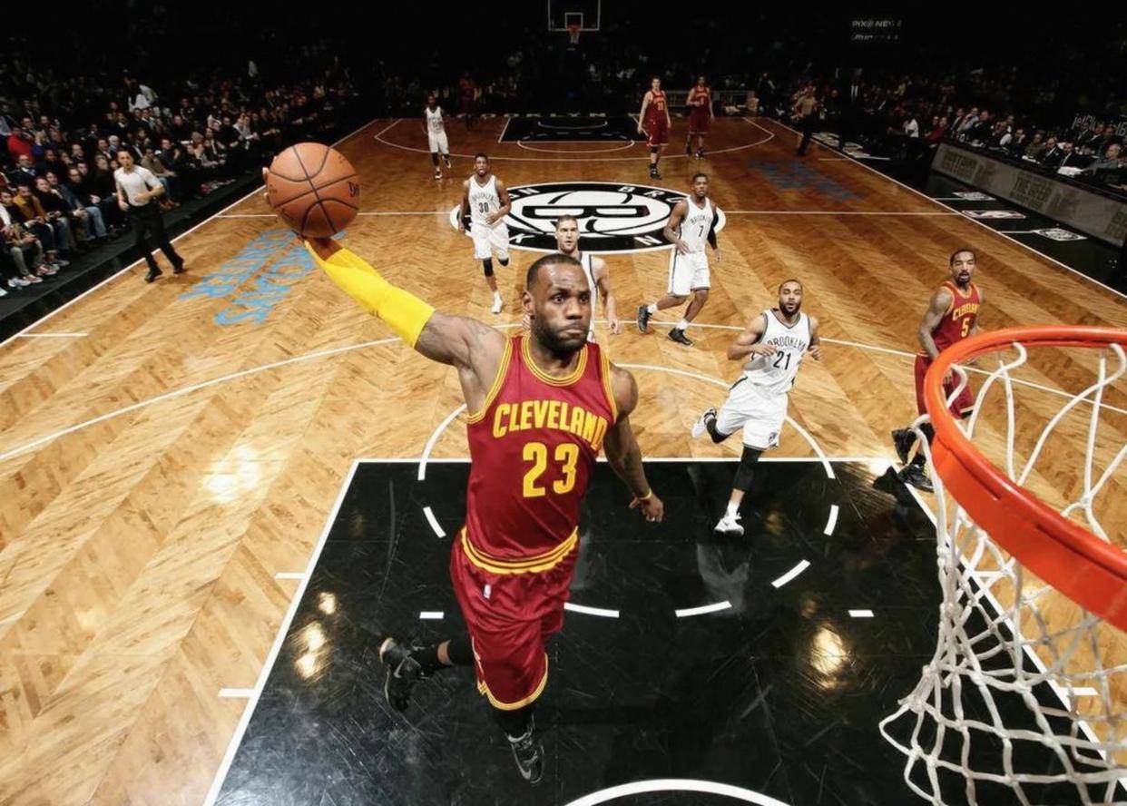 九游-包含詹姆斯回归赛场，出色防守首场状态亮眼，尤文图斯观众沸腾！的词条