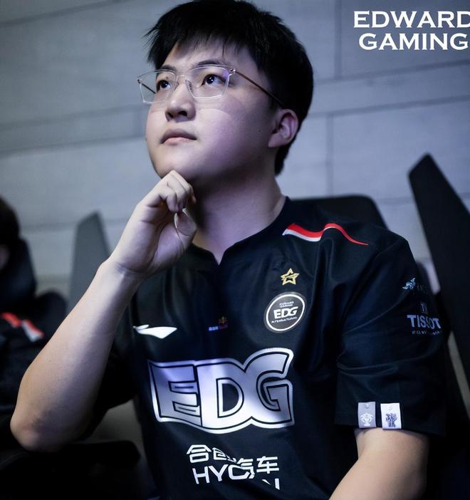 九游体育-Uzi关键节点挺进下一轮，RNG带队取胜！的简单介绍