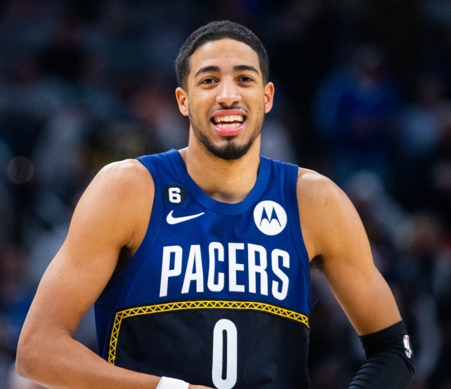 九游体育-关于西亚卡姆赛事官方发布精彩发挥新规，雄鹿争议不断！的信息